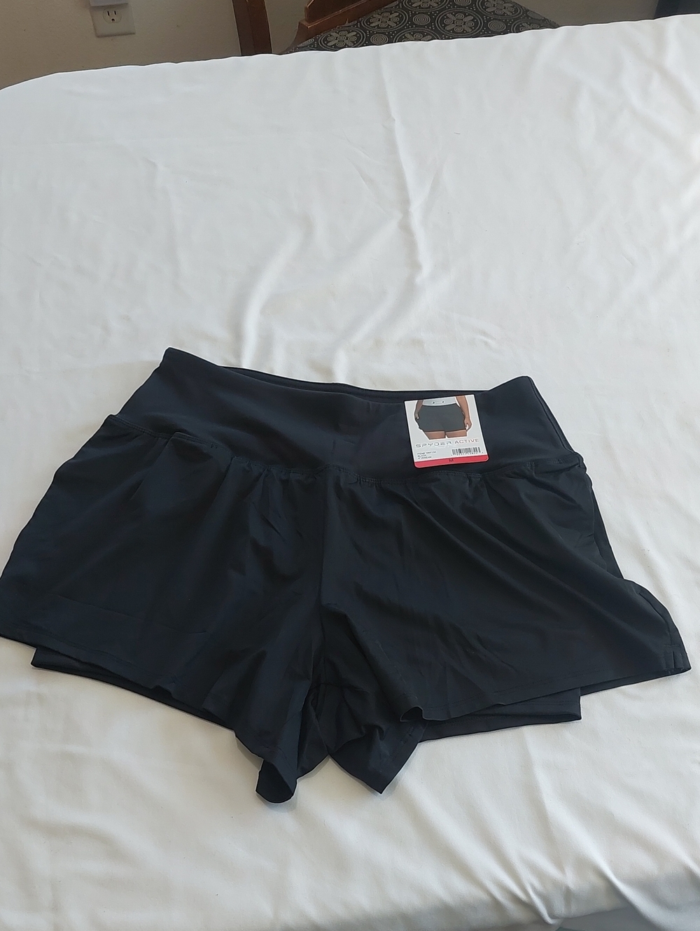 Spider Women’s Black Active Shorts.Size M New